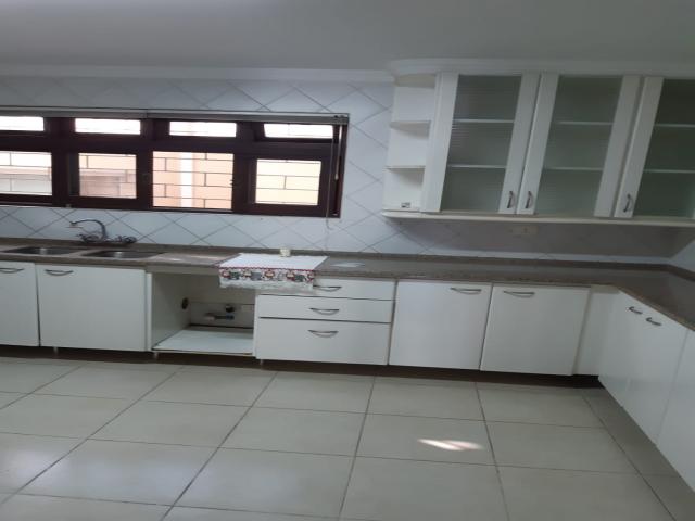 Casa para Venda em Curitiba - 5