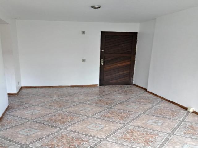 Apartamento para Venda em Curitiba - 4