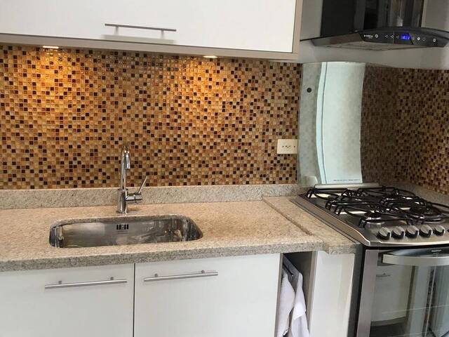 Apartamento para Venda em Curitiba - 4