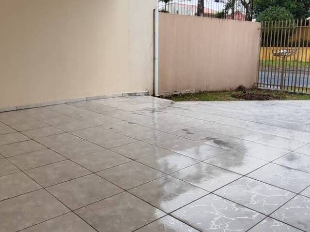 Sobrado para Venda em Curitiba - 5