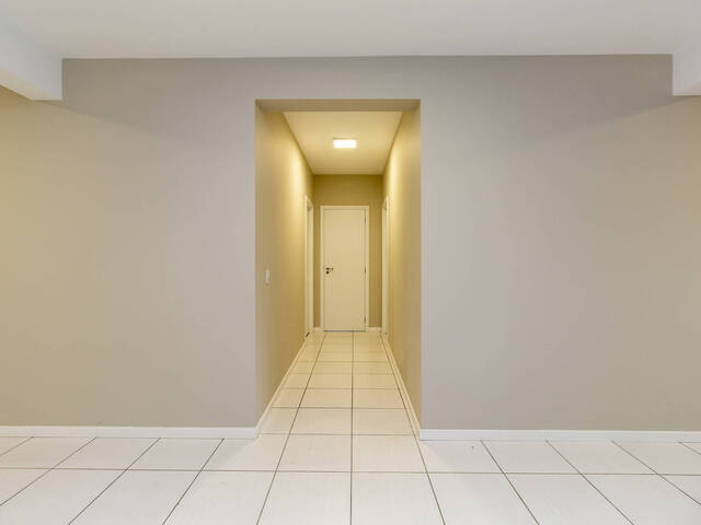 Apartamento para Venda em Curitiba - 4