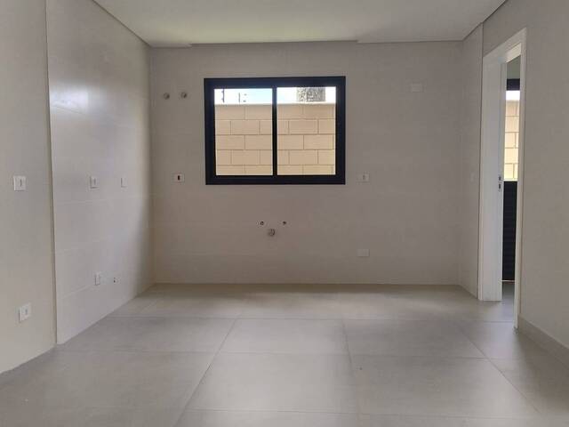 Casa para Venda em Curitiba - 4