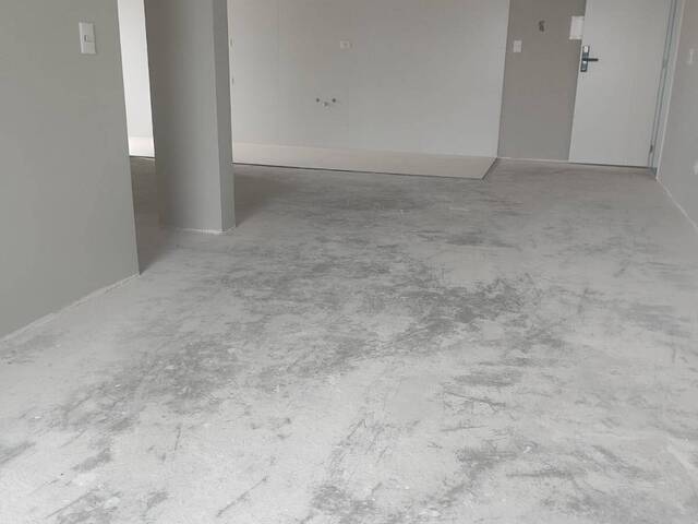 Apartamento para Venda em Curitiba - 4