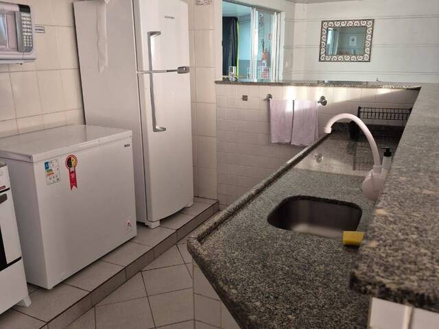 Apartamento para Venda em Curitiba - 2